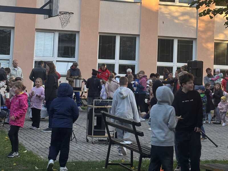 Pěšky do školy